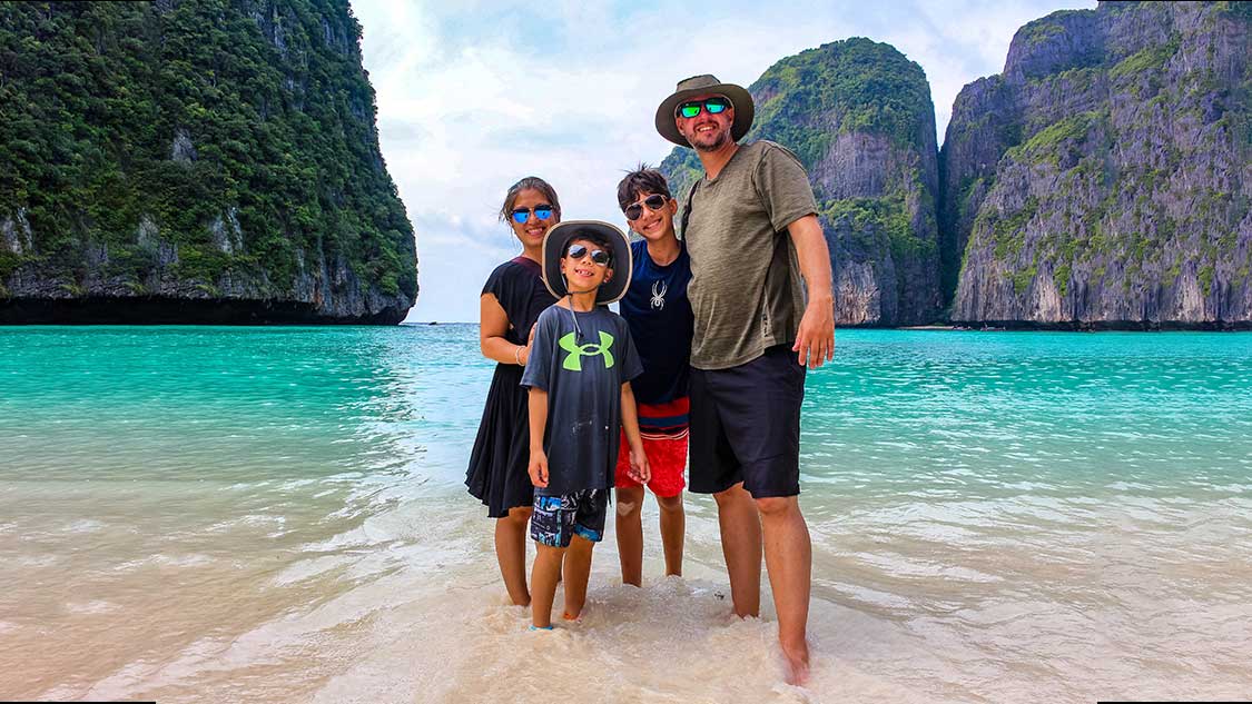 How to Stay Healthy While Traveling Abroad